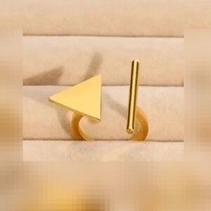 Geometric Triangle Bar Ring Gold Stainless Steel Band Minimalist‎ Women Size 6.